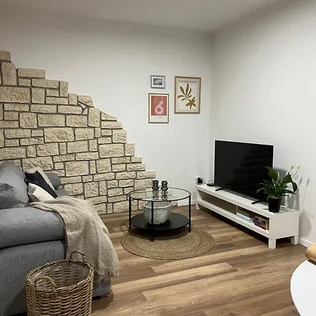 Apartment Cinderella With Free Parking Pula