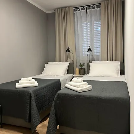 Cinderella With Free Parking Apartment Pula