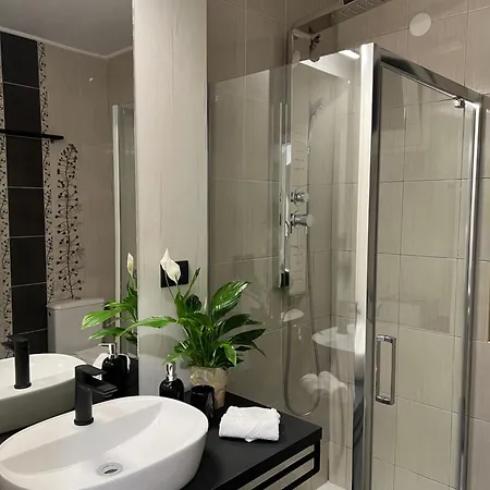 Cinderella With Free Parking * Pola