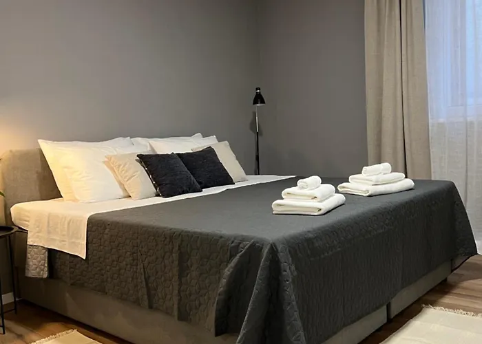 Cinderella With Free Parking Lejlighed *